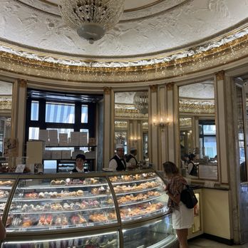 Gran Caffè Gambrinus - Desserts Near Me - Naples, NA