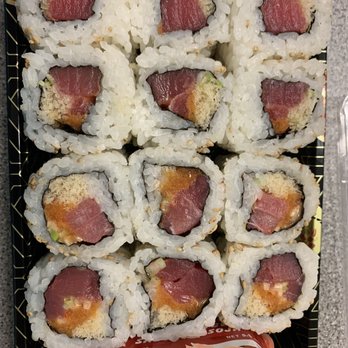 Nooshi - Spicy Crunchy Tuna Roll - Sushi Bars Near Me - Washington, DC, District of Columbia