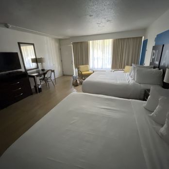 Sirata Beach Resort - Large room and large beds - Venues & Event Spaces Near Me - St Pete Beach, Florida