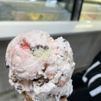 La Michoacana - Mexican cake ice cream - Ice Cream & Frozen Yogurt Near Me - Memphis, Tennessee