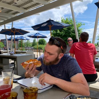 SENATE - Gastropubs Near Me - Blue Ash, Ohio SENATE - Gastropubs Near Me - Blue Ash, Ohio