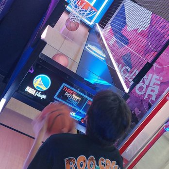 Lake Wales Bowling - Basketball in arcade - Arcades Near Me - Lake Wales, Florida Lake Wales Bowling - Basketball in arcade - Arcades Near Me - Lake Wales, Florida