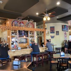 Twisted Timber Tavern - Bar area