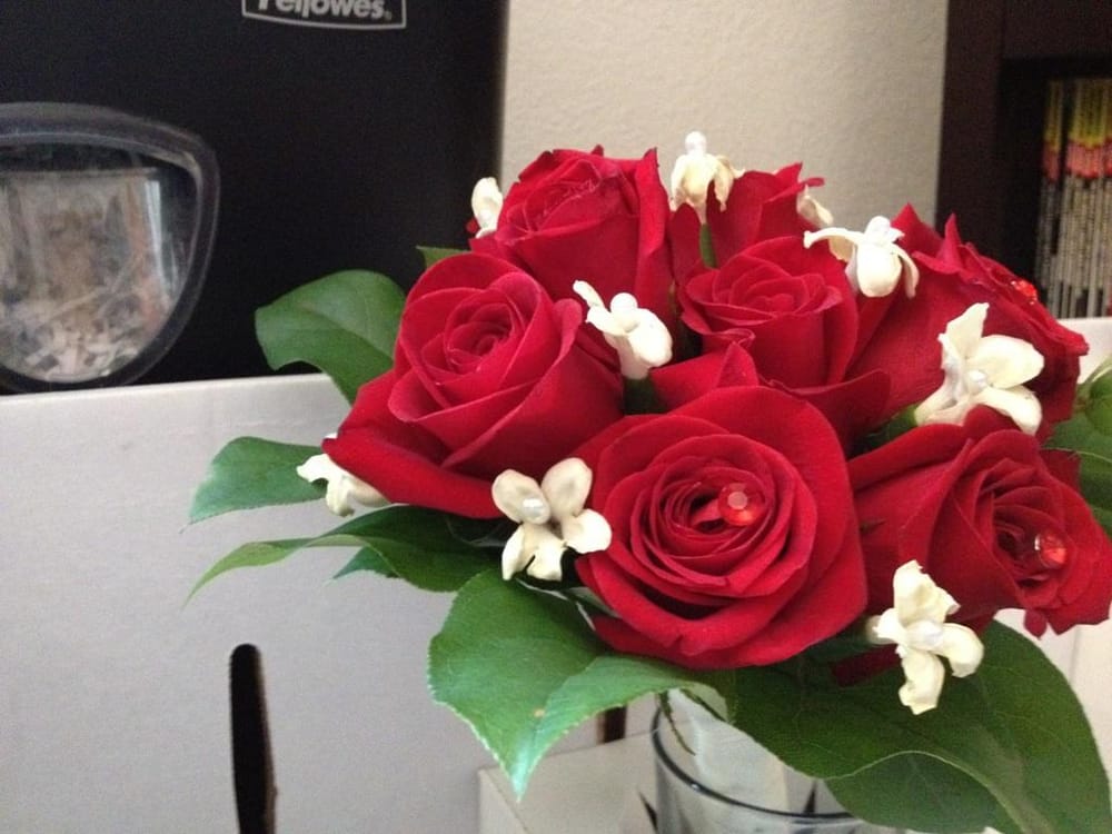 FLOWERS BY FLORA & GIFTS Updated September 2024 8410 Wadsworth Blvd