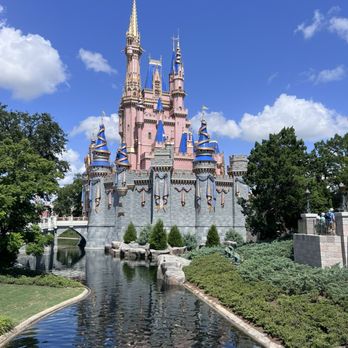 Magic Kingdom Park - The Castle - Amusement Parks Near Me - Lake Buena Vista, Florida Magic Kingdom Park - The Castle - Amusement Parks Near Me - Lake Buena Vista, Florida