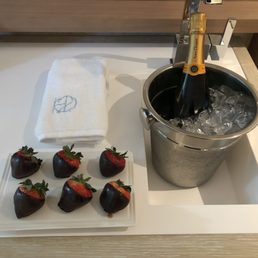 Honeymoon Strawberries and Champagne Honeymoon Strawberries and Champagne