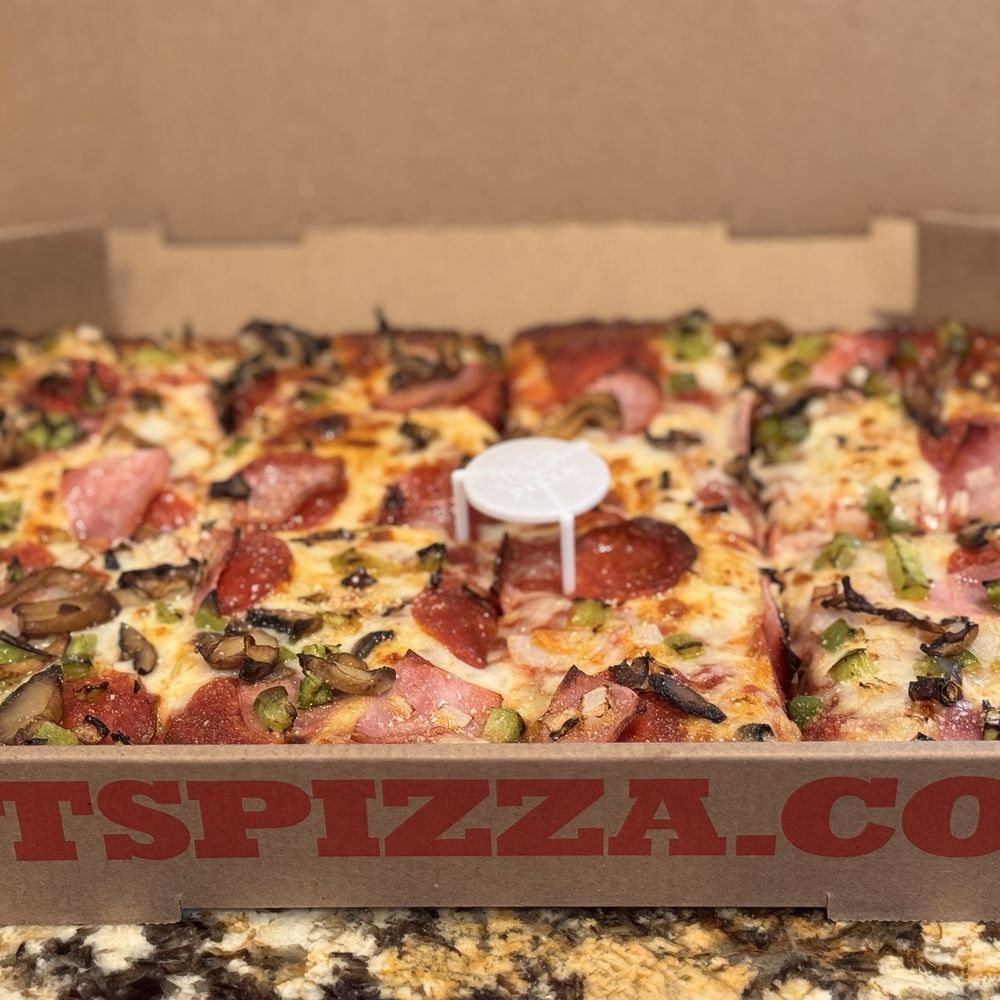 Jet's Pizza - Large Deep Dish Super Special Turbo Crust - Pizza Near Me - Tacoma, Washington