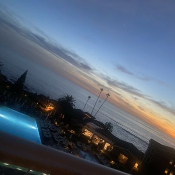 Montage Lobby Lounge - What a view - Lounges Near Me - Laguna Beach, California Montage Lobby Lounge - What a view - Lounges Near Me - Laguna Beach, California
