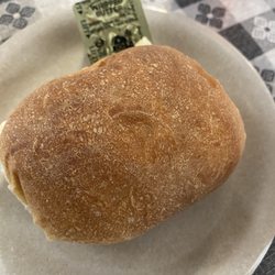 Hiway 77 Cafe - The rolls are SO GOOD