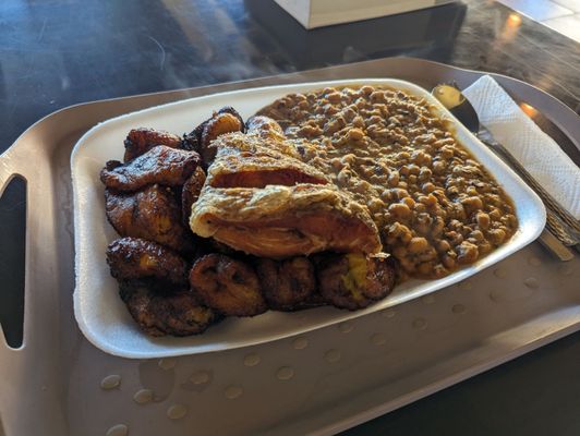 Royal Cuisine Authentic African & American Food by null