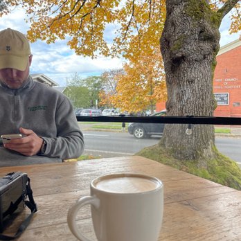 Vero Espresso - Mocha - Coffee & Tea Near Me - Eugene, Oregon