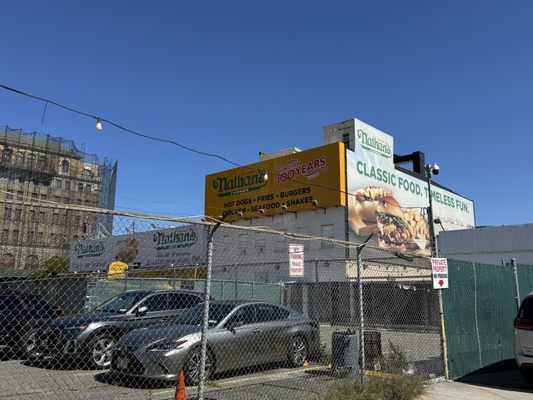 Nathan's Famous by null