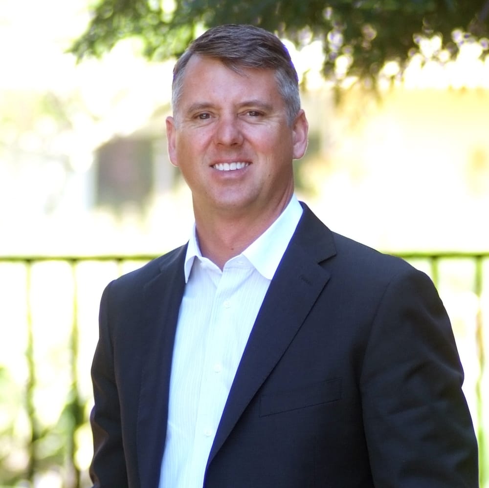 CLIFFORD REALTY Updated September 2024 52 Photos & 11 Reviews 1957 Pine St, Redding