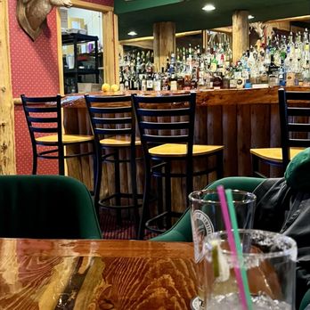 Grizzly Lounge - Grizzly Lounge - Lounges Near Me - West Yellowstone, Montana Grizzly Lounge - Grizzly Lounge - Lounges Near Me - West Yellowstone, Montana