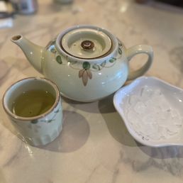 Chrysanthemum tea