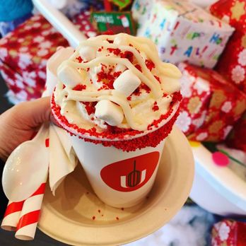 Hey Sugar - a hand holding a cup of hot chocolate - Coffee & Tea Near Me - GENEVA, Illinois
