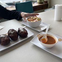 La Pupusera: Salvadorian & Mexican Restaurant - Empanadas postres, relish, salsa
