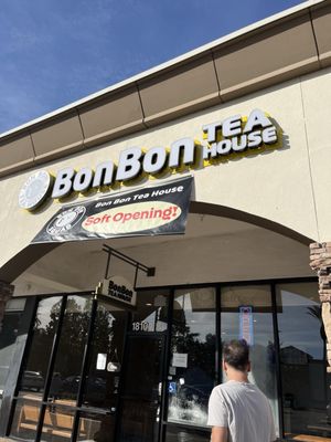 BON BON TEA HOUSE - Updated May 2024 - 68 Photos & 44 Reviews - 18100