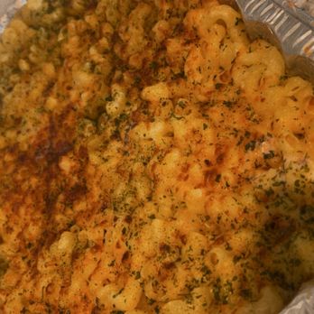 The Under Chiefs - White cheddar Mac & cheese=10/10 - Caterers Near Me The Under Chiefs - White cheddar Mac & cheese=10/10 - Caterers Near Me