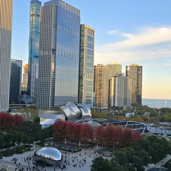 Cindy's Rooftop - Outside on rooftop - New American Near Me - Chicago, Illinois