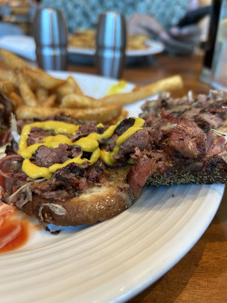 Rise Kitchen & Deli - Seminole Hard Rock Hollywood Image