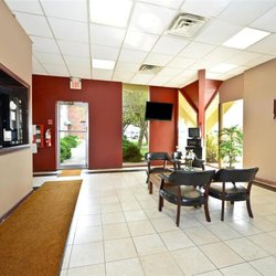Americas Best Value Inn Phillipsburg - Front Desk and Lobby