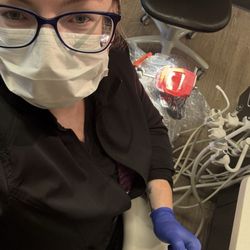 Modern Dental Assisting Academy - Learning with a dexter