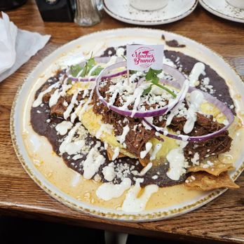 Madres Brunch - Chilango Omelet with Birria - Breakfast & Brunch Near Me - Whittier, California Madres Brunch - Chilango Omelet with Birria - Breakfast & Brunch Near Me - Whittier, California