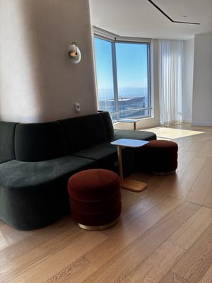 US Bank Tower by null