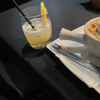 Sky Fallsview Steakhouse - Cocktail - Steakhouses Near Me - Niagara Falls, Ontario