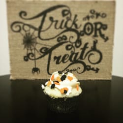 JustCupcakes - Funfetti!