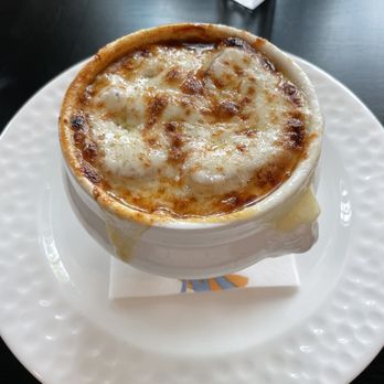 Willow at Mirbeau - French Onion Soup. - American Near Me - Rhinebeck, New York Willow at Mirbeau - French Onion Soup. - American Near Me - Rhinebeck, New York