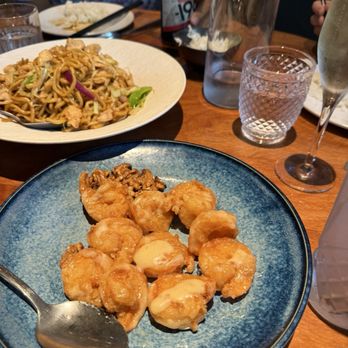 Donhao - Honey walnut prawns - Chinese Near Me - Danville, California