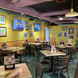 Hurricane Seafood Restaurant - Inside