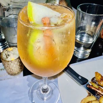 Sugo Gastrobar - Autumn harvest sangria - Italian Near Me - Newtown, Connecticut