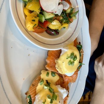 Cafe Landwer - Rutherford & Bathurst - salmon benedict - Cafes Near Me - Maple, Ontario Cafe Landwer - Rutherford & Bathurst - salmon benedict - Cafes Near Me - Maple, Ontario