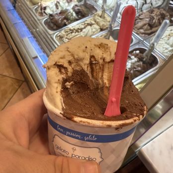 Gelato Paradiso - Roasted almond in Rocky Road - Gelato Near Me - Newport Beach, California