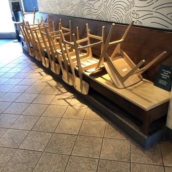 STARBUCKS - No interior seating right now - Coffee & Tea Near Me - Honolulu, Hawaii