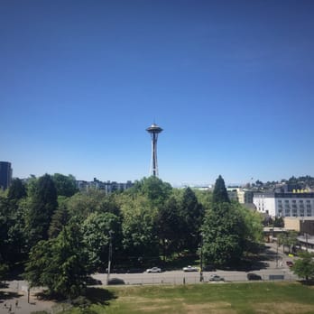 Rollin Street Flats - Great balcony views ... - Apartments Near Me - Seattle, Washington