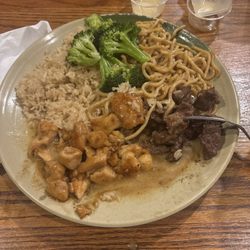 Wasabi Japanese Sushi & Grill - Chicken and steak hibachi
