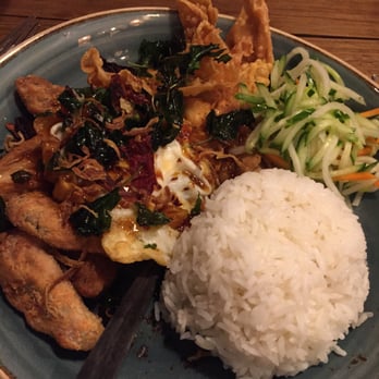 O-ren Ishii - Chicken wings with rice and a fried egg in a sweet sauce - Vietnamese Near Me - Hamburg, HH