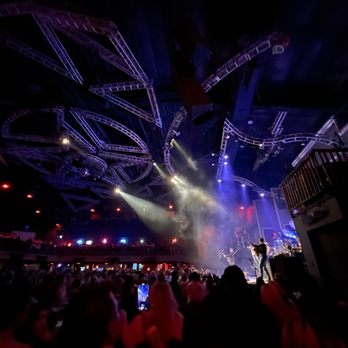 Cowboys Dancehall - Josh Turner Concert - Country Dance Halls Near Me - San Antonio, Texas Cowboys Dancehall - Josh Turner Concert - Country Dance Halls Near Me - San Antonio, Texas
