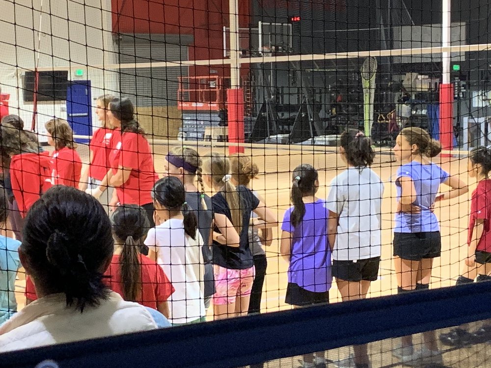 Mountain View Volleyball Club Logo
