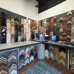Top Art & Frame - Molding designs