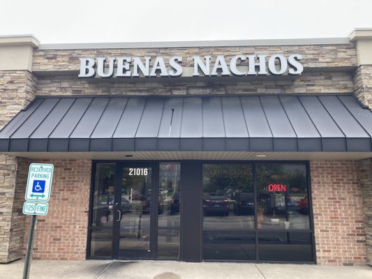 Buenas Nachos by null