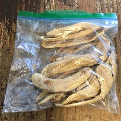 Fujihara Store - Dried organic bananas, locally grown