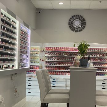 VOGUE NAIL AND SPA - Updated December 2024 - 25 Photos & 33 
