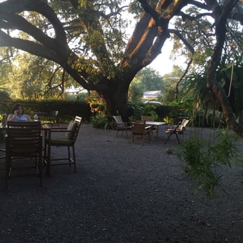 Shade Tree Cafe - Diners Near Me - Broussard, Louisiana