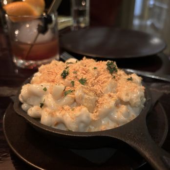 The Venue - Truffle Mac and Cheese - New American Near Me - Los Angeles, California The Venue - Truffle Mac and Cheese - New American Near Me - Los Angeles, California