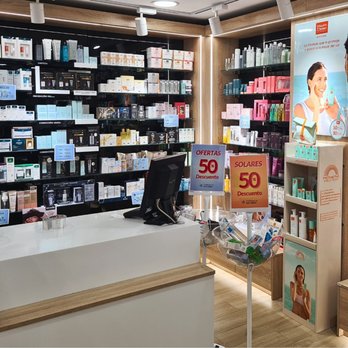 Farmacia Baviera - interior 1 - Pharmacy Near Me - València, V Farmacia Baviera - interior 1 - Pharmacy Near Me - València, V